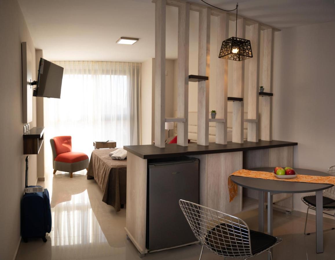 Clyfton Departamentos Apartment เนวเก็น ภายนอก รูปภาพ